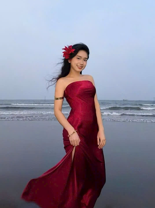 Đầm lụa quây