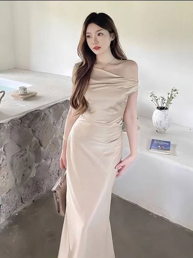 vay lua dai trang